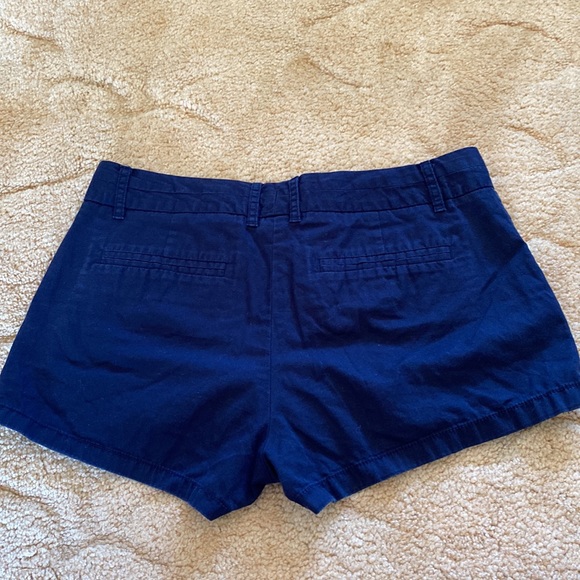 J. crew women’s size 6 shorts color navy blue - Picture 4 of 4